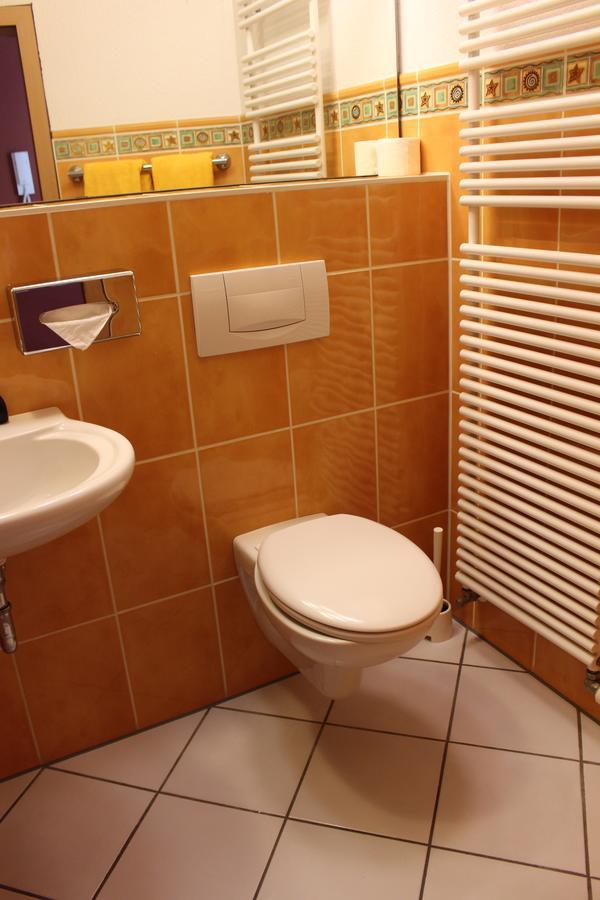 I.M.Apartments 42 M² Fuer 2 Personen Дюссельдорф Екстер'єр фото