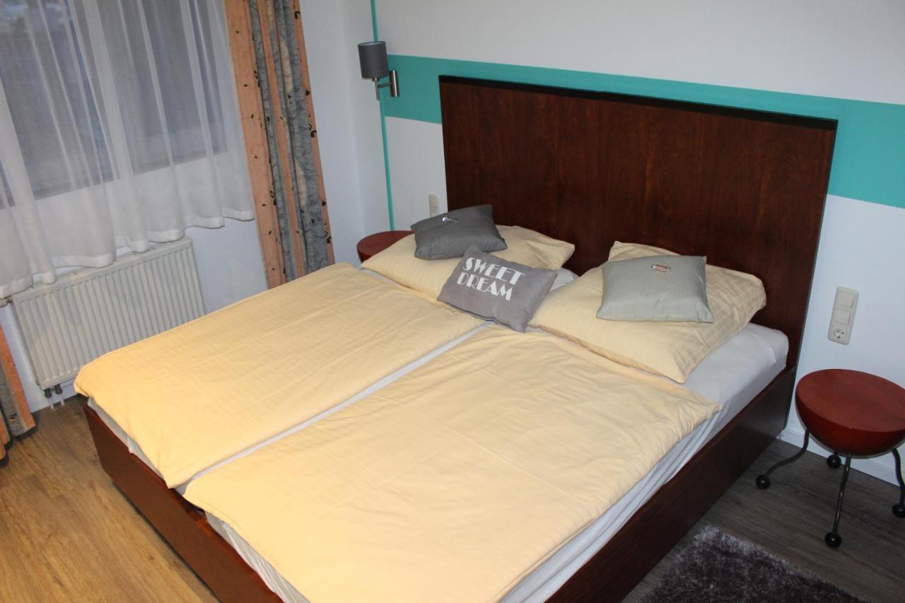 I.M.Apartments 42 M² Fuer 2 Personen Дюссельдорф Екстер'єр фото
