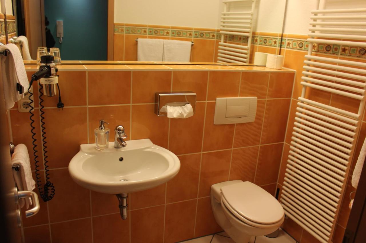 I.M.Apartments 42 M² Fuer 2 Personen Дюссельдорф Екстер'єр фото