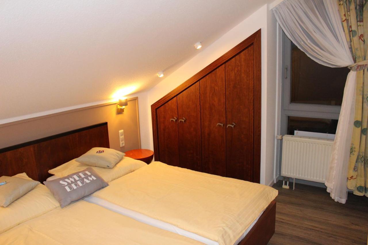 I.M.Apartments 42 M² Fuer 2 Personen Дюссельдорф Екстер'єр фото